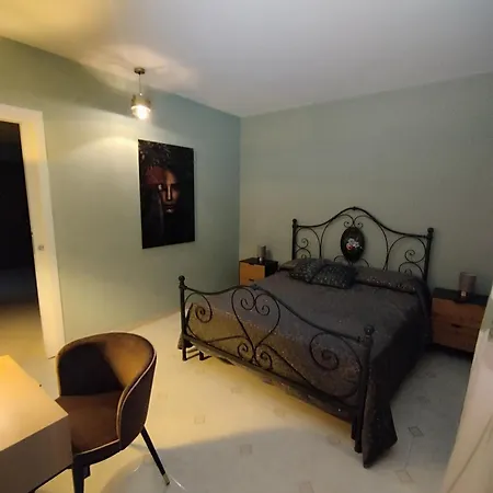 V&j Апартаменты Карини